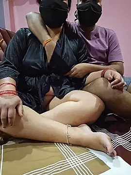 DesiPinkCouple online show from May 25, 2026, 8:26 pm