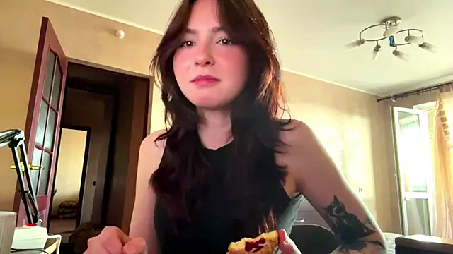 Snapshot of MellisaReckard chatting on June 17, 2026, 4:41 pm MellisaReckard online show from June 17, 2026, 4:41 pm