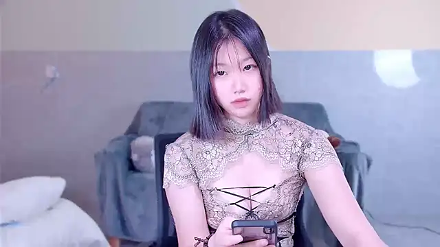 YangYang-Ya online show from June 9, 2026, 12:28 pm