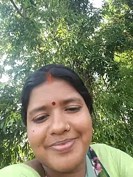 Snapshot of your-candy-cam chatting on July 25, 2026, 10:24 am your-candy-cam online show from July 25, 2026, 10:24 am