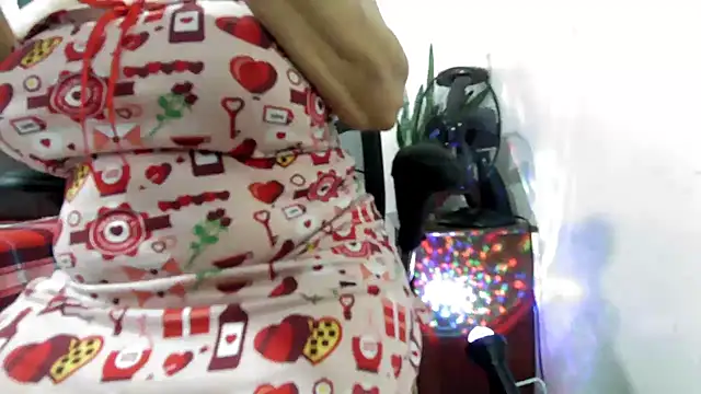 Snapshot of jenny_milf69 chatting on October 14, 2025, 1:12 pm jenny milf69 online show from October 14, 2025, 1:12 pm