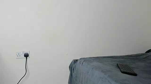 Real Slim Thick online show from June 26, 2026, 7:24 am
