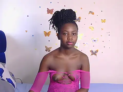 PinkCoochie02 online show from June 25, 2026, 4:12 am