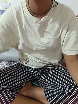 Duskybae  online show from May 24, 2026, 11:26 am
