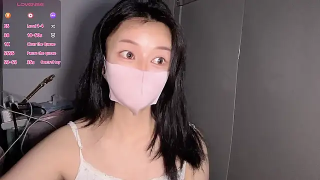 mengmeng-Zzz online show from June 1, 2026, 8:21 pm