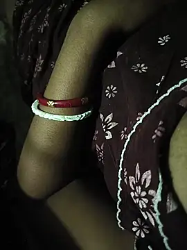 desi hot couples online show from July 13, 2026, 6:11 pm