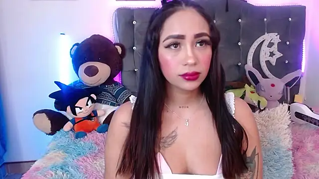 Snapshot of lunabritton chatting on July 1, 2026, 3:19 am lunabritton online show from July 1, 2026, 3:19 am