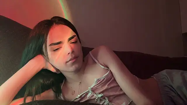 MarlyJess online show from June 3, 2026, 5:51 pm