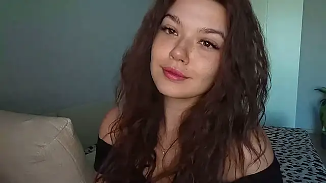 Snapshot of Vicki_queen chatting on July 18, 2026, 5:11 am Vicki queen online show from July 18, 2026, 5:11 am
