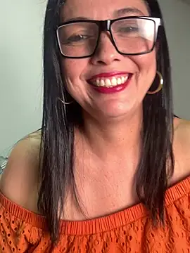 Snapshot of Scarlett_Valnyx chatting on July 2, 2026, 10:38 pm Scarlett Valnyx online show from July 2, 2026, 10:38 pm