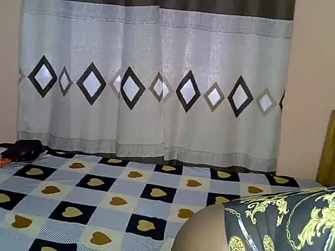 bootybaddie01 online show from May 27, 2026, 5:37 am