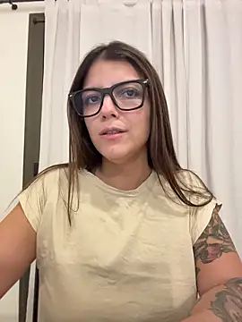 lilylovelesss online show from June 21, 2026, 11:29 pm