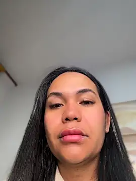 NoahJade online show from July 14, 2026, 10:09 am
