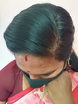 Snapshot of CuteTamizhachi chatting on July 15, 2026, 3:45 am CuteTamizhachi online show from July 15, 2026, 3:45 am