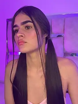 Snapshot of Natasha_glow chatting on May 20, 2026, 7:42 pm Natasha glow online show from May 20, 2026, 7:42 pm