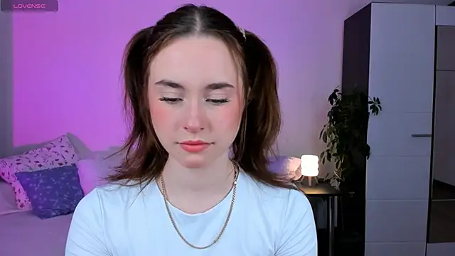 Snapshot of Lilit_Dream chatting on June 11, 2026, 2:33 am Lilit Dream online show from June 11, 2026, 2:33 am
