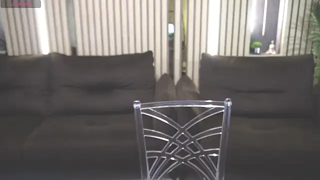 Snapshot of RosaAmour chatting on July 7, 2026, 7:18 pm RosaAmour online show from July 7, 2026, 7:18 pm