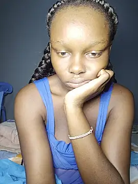 Sexymaurine online show from June 12, 2026, 10:47 am