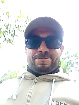 Snapshot of raf1219 chatting on June 22, 2026, 3:53 pm raf1219 online show from June 22, 2026, 3:53 pm