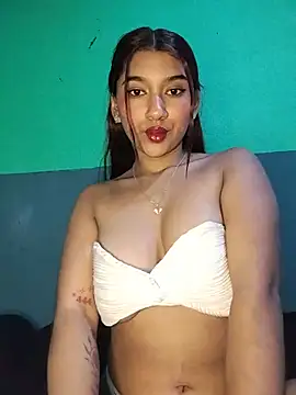 Snapshot of Aurora_Blazee chatting on June 12, 2026, 3:16 am Aurora Blazee online show from June 12, 2026, 3:16 am