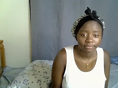 Snapshot of SexxyRoxy chatting on May 29, 2026, 9:13 pm SexxyRoxy online show from May 29, 2026, 9:13 pm