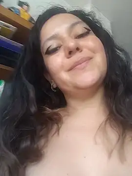 Snapshot of Meganmeow1 chatting on July 1, 2026, 8:08 pm Meganmeow1 online show from July 1, 2026, 8:08 pm