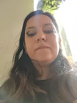 Snapshot of Meganmeow1 chatting on July 6, 2026, 8:11 pm Meganmeow1 online show from July 6, 2026, 8:11 pm