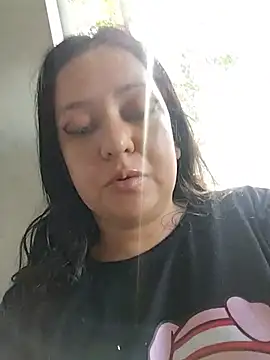 Snapshot of Meganmeow1 chatting on July 24, 2026, 8:29 pm Meganmeow1 online show from July 24, 2026, 8:29 pm