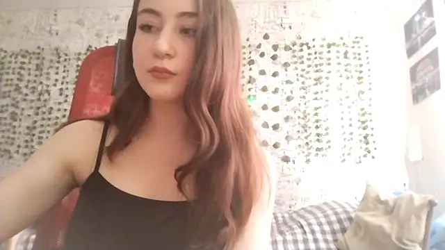 Pollykiss online show from June 16, 2026, 10:18 am