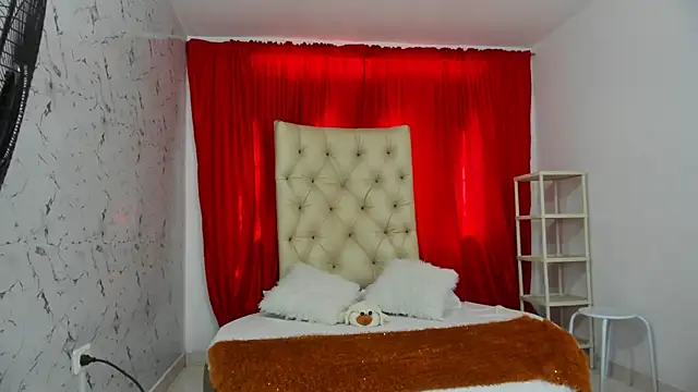 Snapshot of sweetkitty_20_ chatting on June 23, 2026, 7:34 pm sweetkitty 20 online show from June 23, 2026, 7:34 pm
