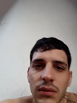 Snapshot of boy_max_latin chatting on July 4, 2026, 11:00 pm boy max latin online show from July 4, 2026, 11:00 pm