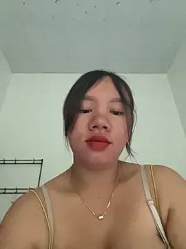Snapshot of Suki-love chatting on June 21, 2026, 3:31 am Suki-love online show from June 21, 2026, 3:31 am