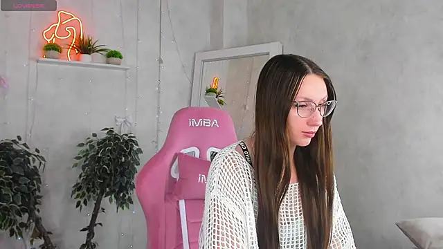 Snapshot of Alexa_Carte chatting on June 22, 2026, 1:51 am Alexa Carte online show from June 22, 2026, 1:51 am