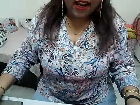 Snapshot of bavleen-kaur chatting on July 13, 2026, 2:09 pm bavleen-kaur online show from July 13, 2026, 2:09 pm