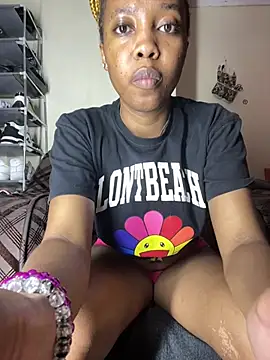 Sweet Linah1 online show from June 25, 2026, 2:32 pm