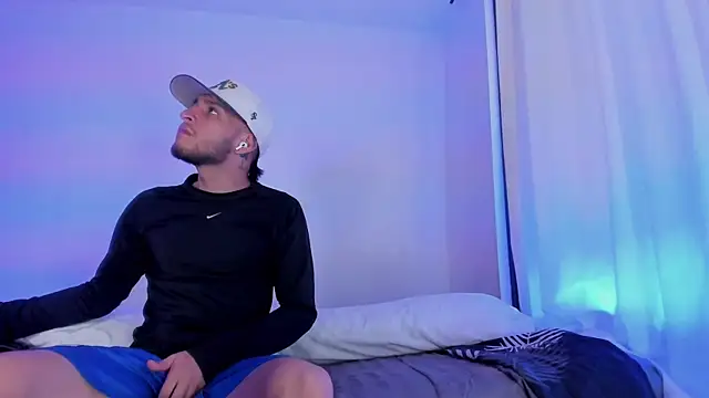  Kevin xxx online show from November 13, 2025, 4:28 pm