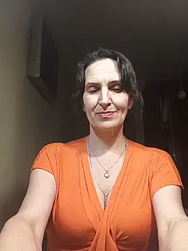 Snapshot of Alene_Lorrie chatting on June 3, 2026, 9:09 pm Alene Lorrie online show from June 3, 2026, 9:09 pm
