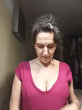 Snapshot of Alene_Lorrie chatting on June 18, 2026, 8:35 pm Alene Lorrie online show from June 18, 2026, 8:35 pm