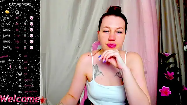 Snapshot of Arya_Curves chatting on June 11, 2026, 2:53 am Arya Curves online show from June 11, 2026, 2:53 am