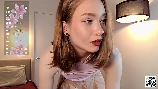 CassieVale online show from June 19, 2026, 10:02 pm