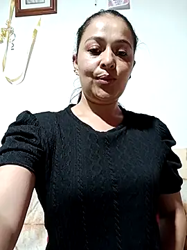 jessamondd online show from June 24, 2026, 5:28 am
