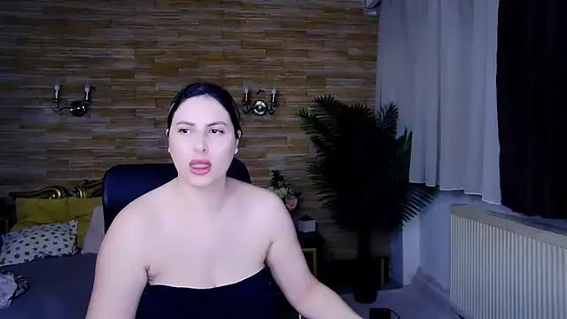 MiraHaze online show from March 5, 2025, 4:46 pm
