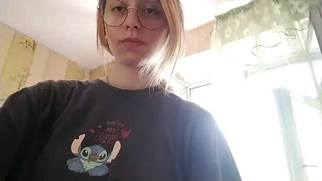 Snapshot of Michelllle chatting on May 23, 2026, 9:46 am Michelllle online show from May 23, 2026, 9:46 am