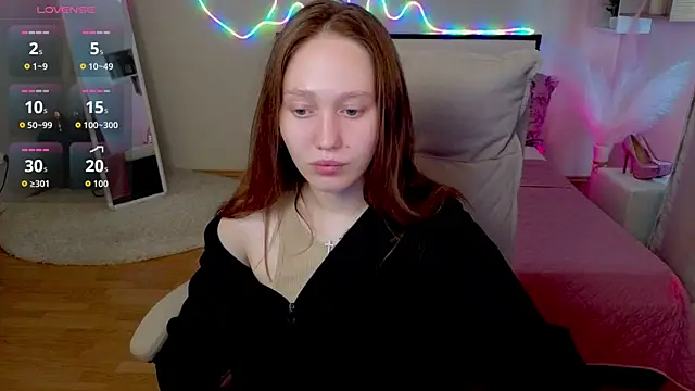 TinaShelton online show from June 14, 2026, 12:18 pm