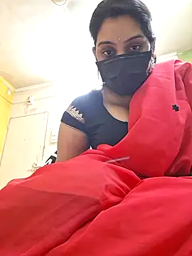 Hornyreshma online show from June 3, 2026, 5:29 pm