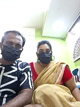 Hornyreshma online show from June 4, 2026, 6:14 pm