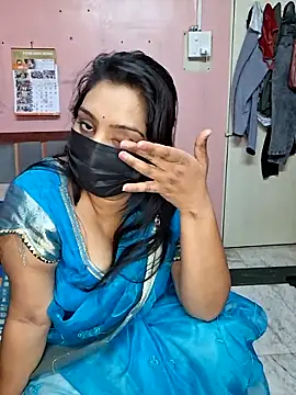 Hornyreshma online show from June 17, 2026, 9:45 am