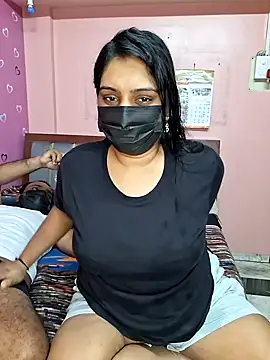 Hornyreshma online show from July 17, 2026, 10:33 am