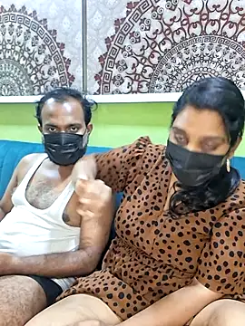 Hornyreshma online show from July 24, 2026, 9:13 pm