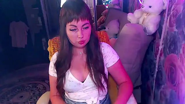 NinaTender22 online show from June 26, 2026, 7:07 pm